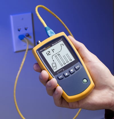 MicroScanner Network Cable Verifier Testing an Outlet